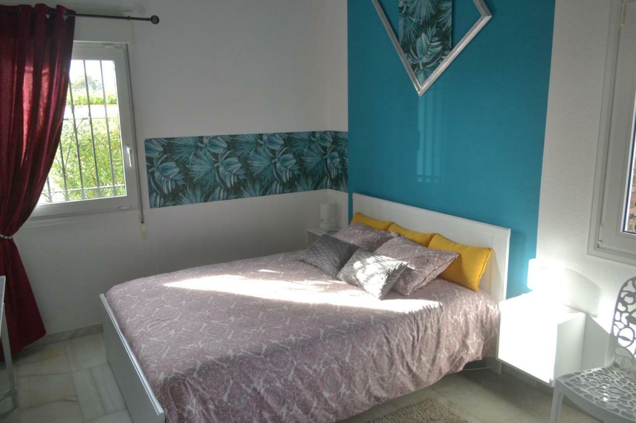 Casa Luz Del Faro Bed & Breakfast 밀야스코스타 외부 사진